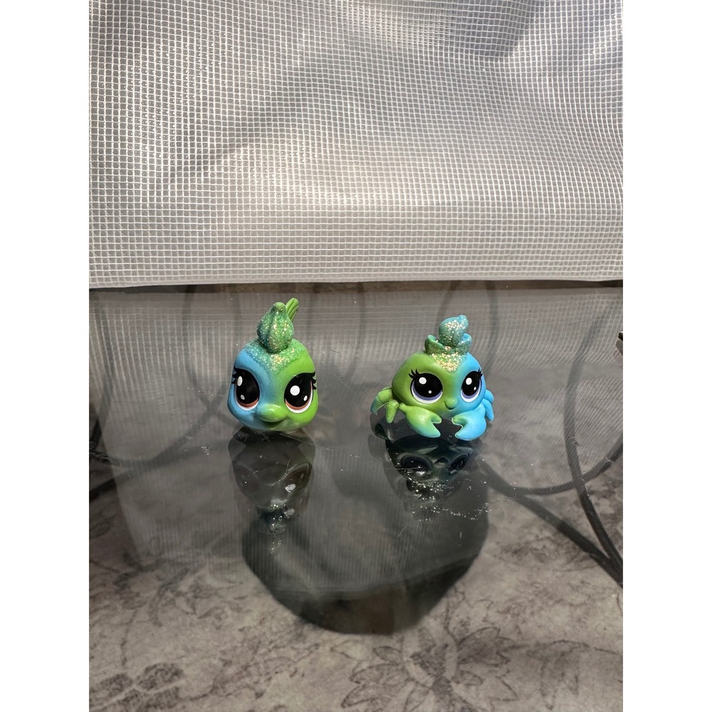 Littlest Pet Shop Rainbow Sea Babies # 7 Seafoam Dazzleshell , #8 Brilla Beryl